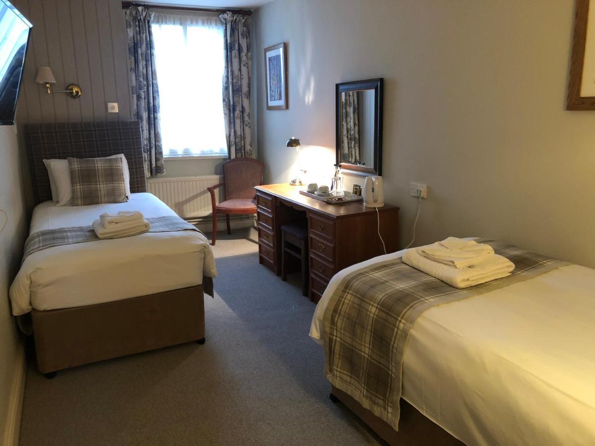 The Old Bell - Hotel Warminster